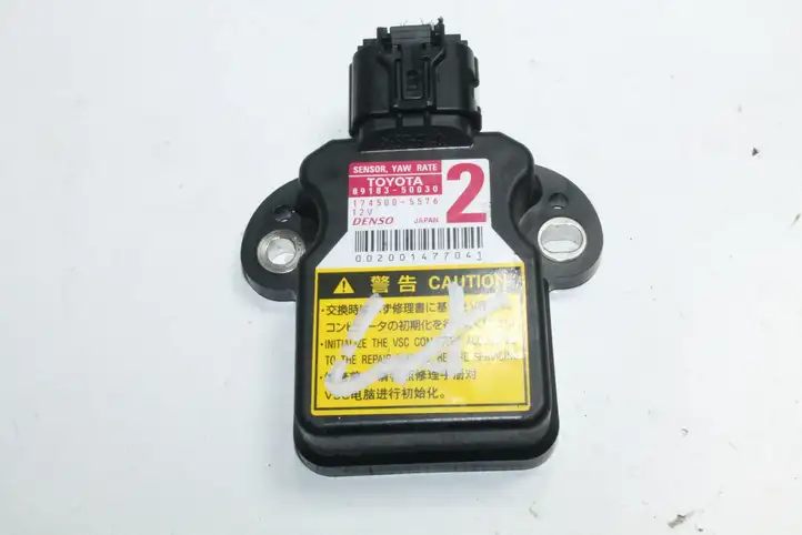 Lexus IS III XE30 (2013 - 2016) 8918350030 Датчик ускорения — фото 1
