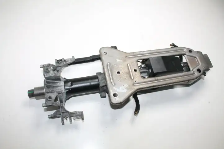 BMW 3 E90 E91 (2005 - 2012) 677229505 Вал рулевой колонки — фото 4