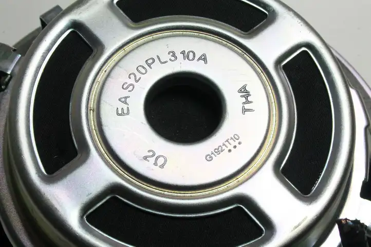 Honda Accord (2008 - 2016) EAS20PL310A Сабвуфер — фото 3