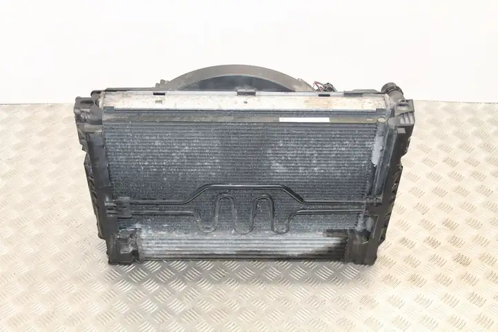 BMW 3 E90 E91 (2005 - 2012) 778889812 Комплект радиаторов охлаждения — фото 1