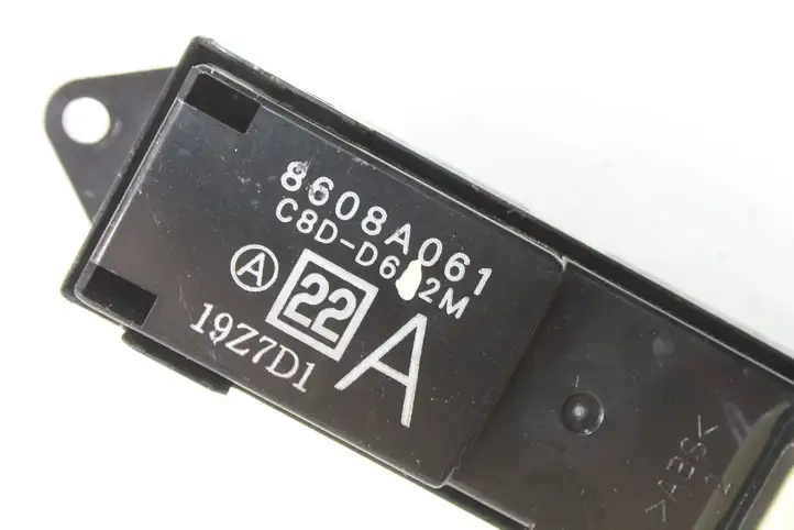 Mitsubishi Outlander (2007 - 2012) 8608A061 Кнопка стеклоподъемников — фото 3