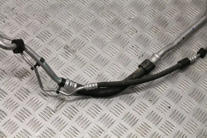 Mercedes-Benz C W205 (2014 - 2021) A2058304502 Трубки и шланги кондиционера — фото 4