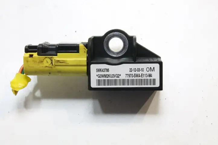 Honda CR-V (2009 - 2012) 77970SWAE113M4 Датчик удара SRS — фото 3