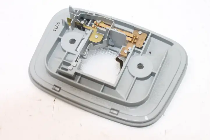 Mitsubishi Outlander (2007 - 2012) 8401A146 Передняя подсветка — фото 4