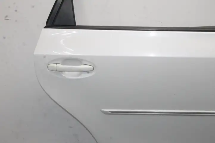 Toyota Prius+ (ZVW40) (2011 - 2018) Задняя дверь — фото 13