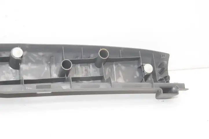 Toyota Prius+ (ZVW40) (2011 - 2018) 6793547010 Отделка порога багажника — фото 2