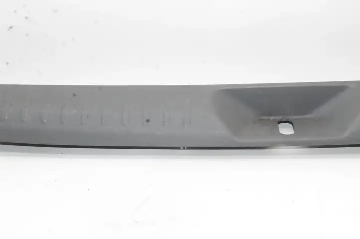 Toyota Prius+ (ZVW40) (2011 - 2018) 6793547010 Отделка порога багажника — фото 7