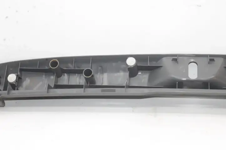 Toyota Prius+ (ZVW40) (2011 - 2018) 6793547010 Отделка порога багажника — фото 12