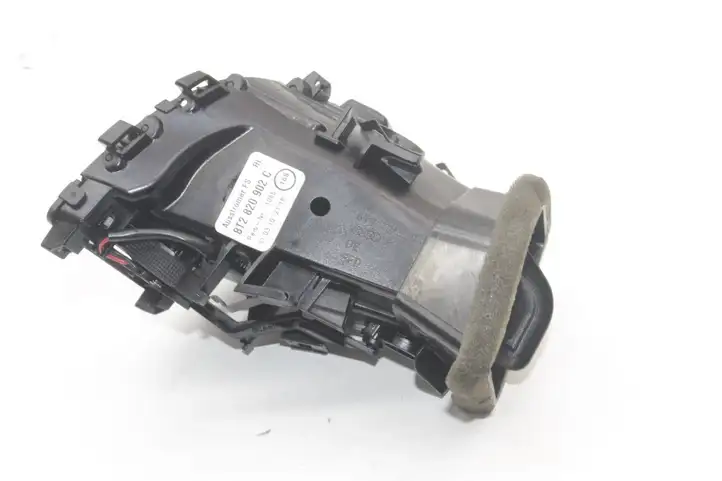 Audi A5 8T 8F (2007 - 2011) 8T2820902C Воздушная решетка панели — фото 3