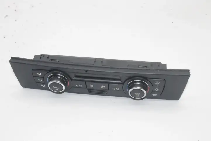 BMW 3 E92 E93 (2005 - 2014) 9182288 Управление климат контролем — фото 1