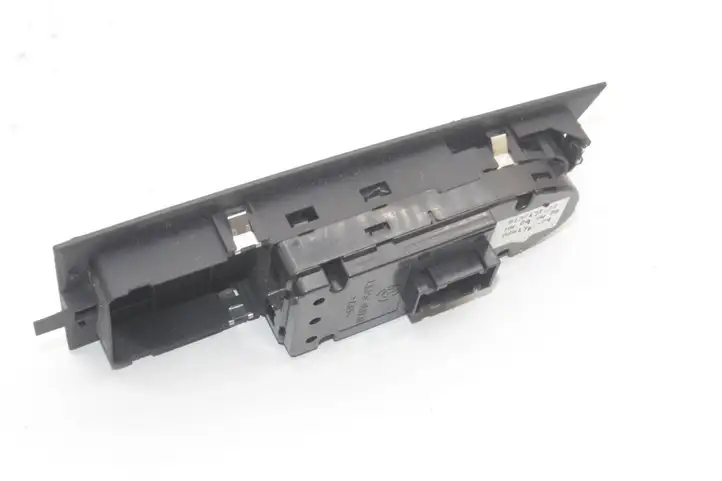 BMW 3 E92 E93 (2005 - 2014) 9132171 Кнопка стеклоподъемников — фото 2
