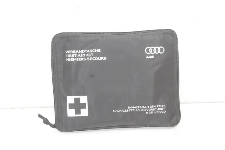 Audi A8 S8 D4 4H (2010 - 2014) 4H0860282B Автомобильная аптечка — фото 1
