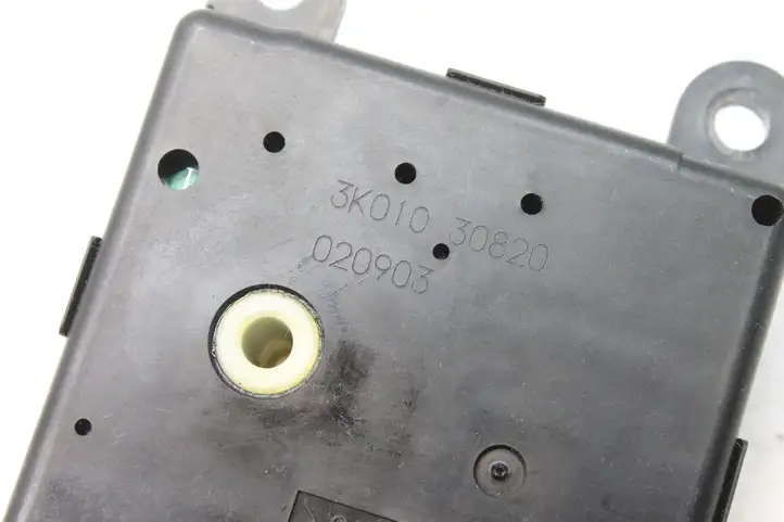 Nissan 350Z (2001 - 2009) 3K01030820 Двигатель задвижки потока воздуха — фото 5