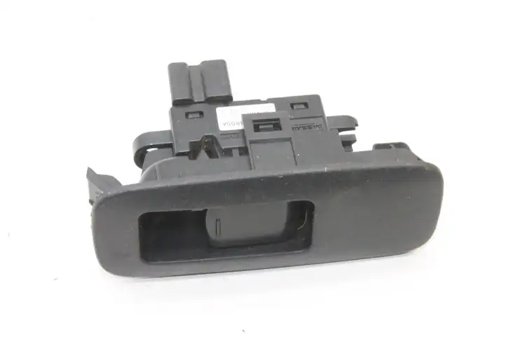 Nissan Qashqai (2010 - 2013) 25411BR00A Кнопка стеклоподъемников — фото 1