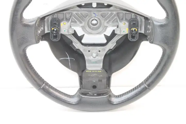 Nissan Qashqai (2010 - 2013) Руль — фото 3