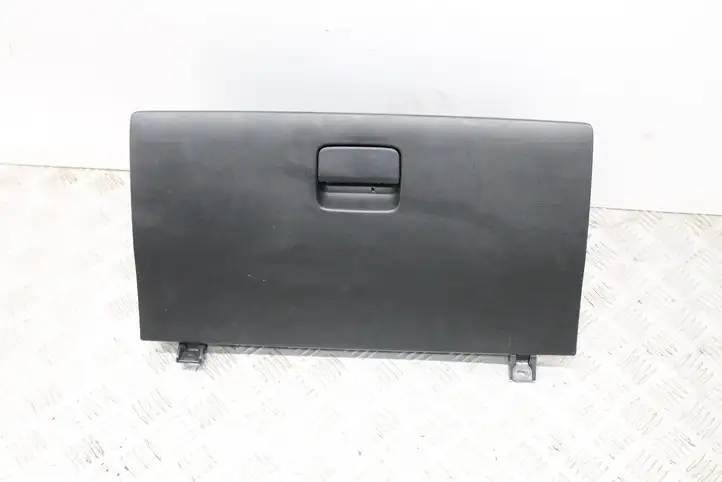 Audi A5 8T 8F (2007 - 2011) 77500TV1E02 Вещевой ящик — фото 1