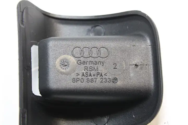 Audi A3/S3 8P (2008 - 2013) 8P0887233 Прочие детали салона — фото 3