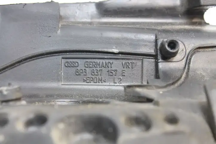 Audi A3/S3 8P (2008 - 2013) 8P3837157E Прочие детали салона — фото 3