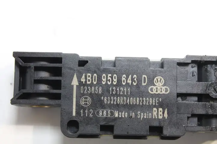 Audi A3/S3 8P (2008 - 2013) 4B0959643D Датчик удара SRS — фото 3