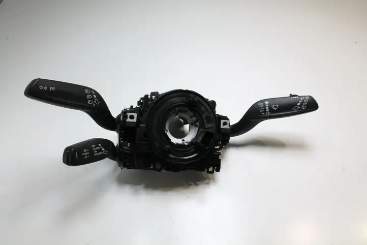 Audi A3/S3 8V (2012 - 2016) 8V0953521P Контактное кольцо SRS — фото 1