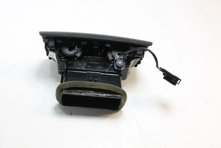 Audi A5 8T 8F (2007 - 2011) 8K0819203D Воздушная решетка панели — фото 4