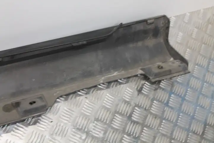 Ford Focus (2011 - 2015) Порог кузова — фото 2