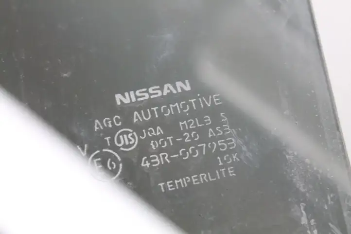 Nissan X-Trail T31 (2007 - 2014) Стекло задней двери — фото 3