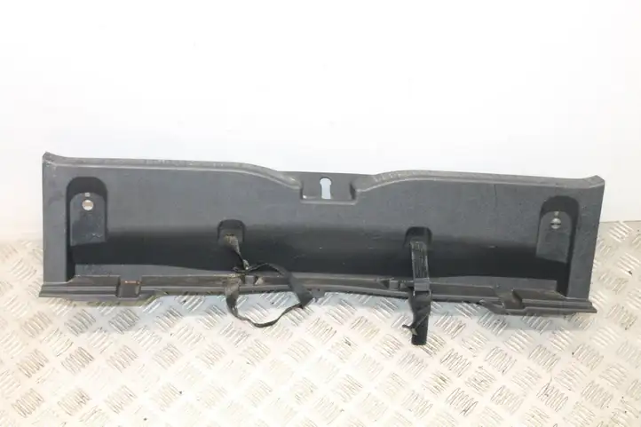 Toyota Auris 150 (2006 - 2012) 6471602080 Отделка порога багажника — фото 1
