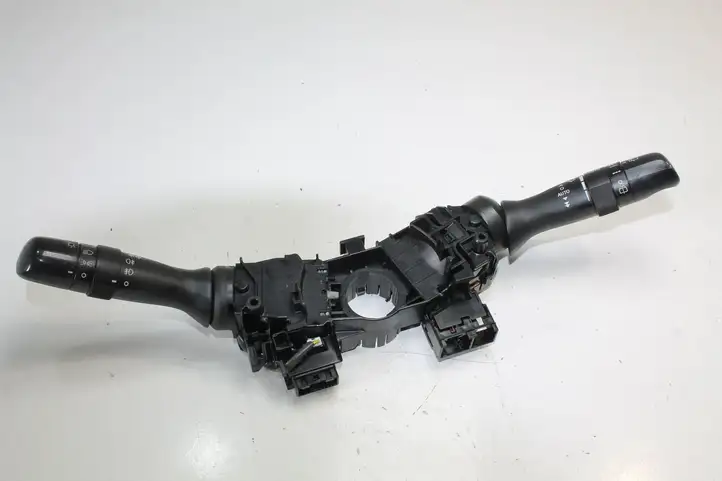Toyota Auris 150 (2006 - 2012) Включатель скорости стеклоочистителей — фото 1