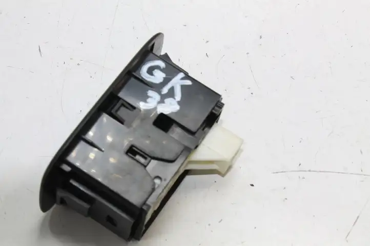 Toyota Auris 150 (2006 - 2012) Кнопка стеклоподъемников — фото 2