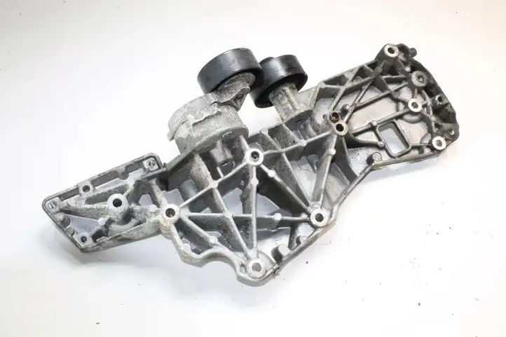 Ford S-MAX (2010 - 2015) 9661310080G Кронштейн генератора — фото 1