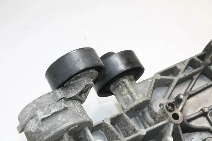 Ford S-MAX (2010 - 2015) 9661310080G Кронштейн генератора — фото 3