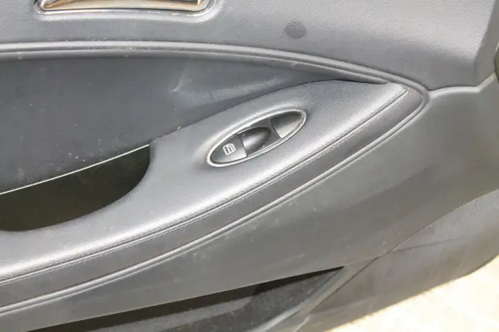 Mercedes-Benz CLS C219 (2003 - 2011) A2197207170 Декоративная накладка передней двери — фото 5