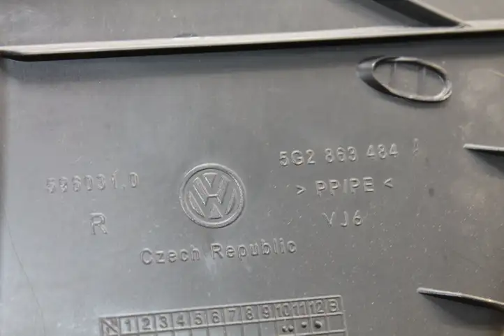 Volkswagen Golf VII (2013 - 2019) 5G2863484A Прочие детали салона — фото 7