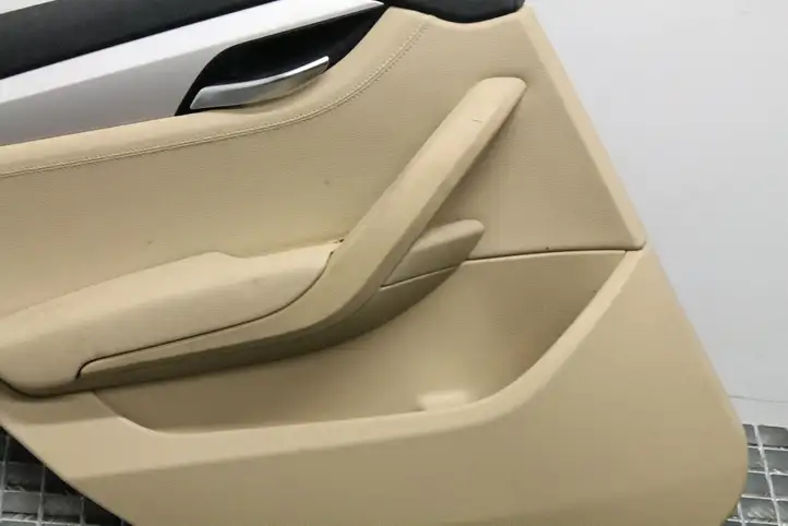 BMW X1 E84 (2009 - 2015) 912721502 Обшивка задней двери — фото 4