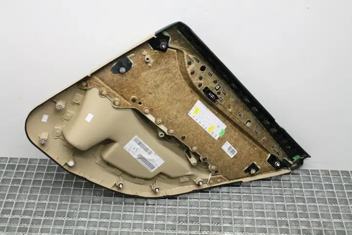 BMW X1 E84 (2009 - 2015) 912721502 Обшивка задней двери — фото 8