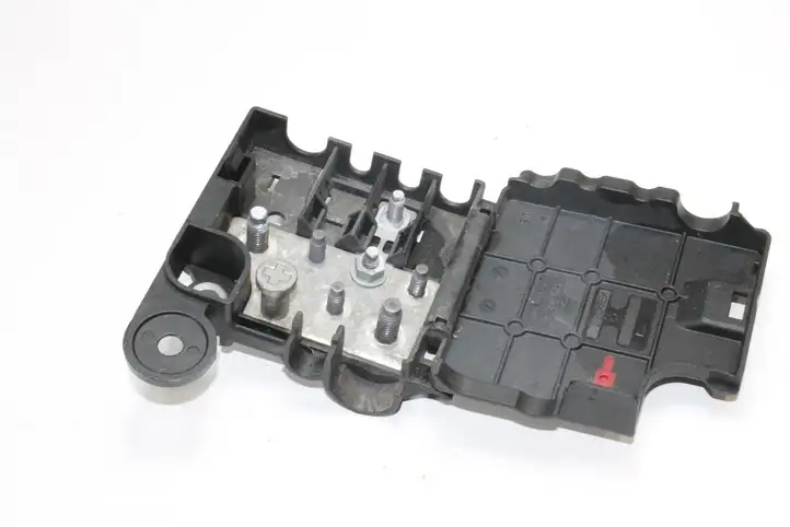 Audi A5 8T 8F (2007 - 2011) 8K0937517A Ящик аккумулятора — фото 3