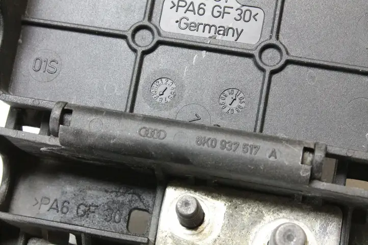 Audi A5 8T 8F (2007 - 2011) 8K0937517A Ящик аккумулятора — фото 5
