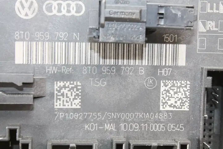 Audi A5 8T 8F (2007 - 2011) 8T0959792N Блок управления дверью — фото 4