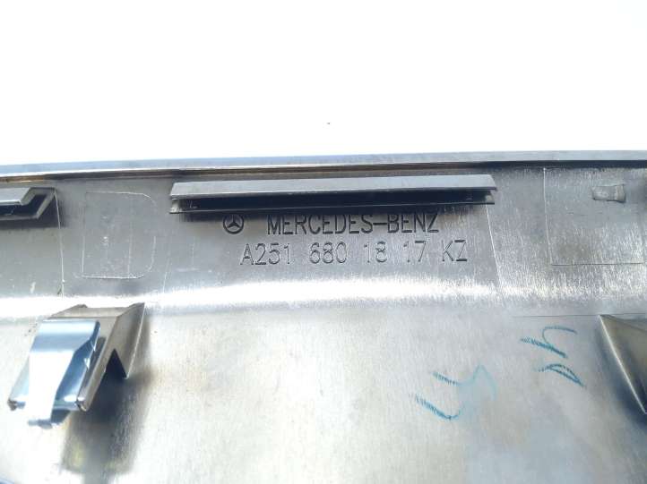 Mercedes-Benz R W251 (2005 - 2013)  A2516801817 Декоративная отделка