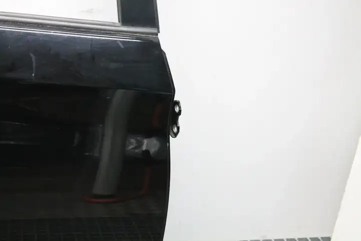 Toyota Prius (XW30) (2009 - 2015) Задняя дверь — фото 7
