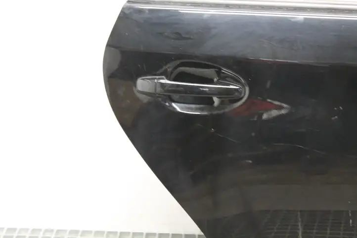 Toyota Prius (XW30) (2009 - 2015) Задняя дверь — фото 8
