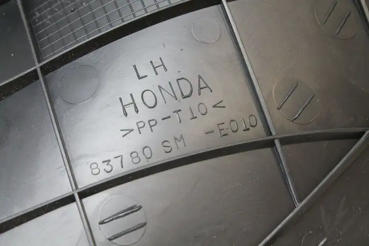 Honda Civic (2006 - 2011) 83780SME010 Прочая отделка задней двери — фото 8