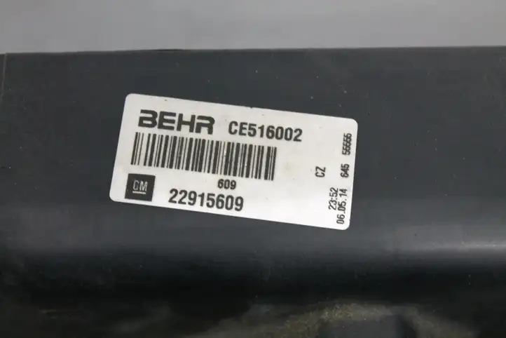 Opel Insignia A (2008 - 2017) 22915609 Радиатор охлаждающей жидкости двигателя — фото 2