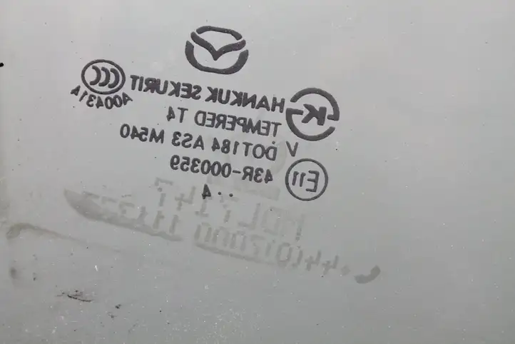 Mazda 3 II (2013 - 2017) Стекло задней двери — фото 3