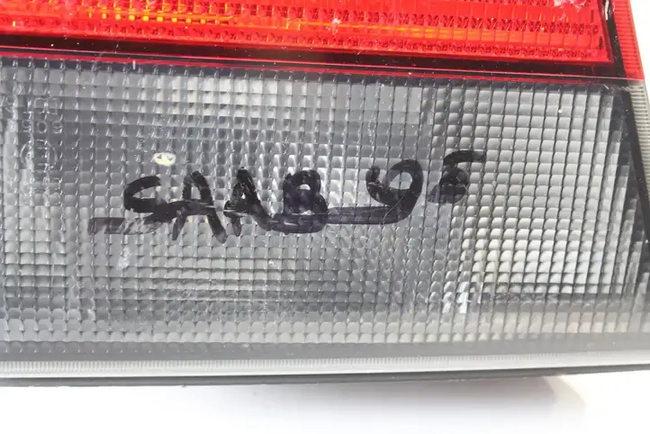 Saab 9-5 (1998 - 2005) Задний фонарь в крышке багажника — фото 5