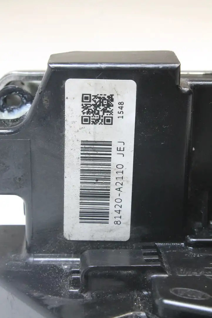 Kia Ceed (2012 - 2015) 81420A2110 Замок задней двери — фото 6