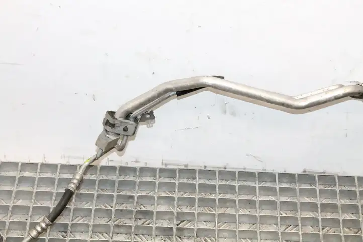 Ford Kuga II (2013 - 2019) Трубки и шланги кондиционера — фото 3