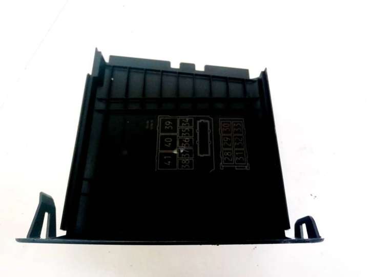 Opel Meriva (2002 - 2006)  93363144 Крышка ящика предохранителей