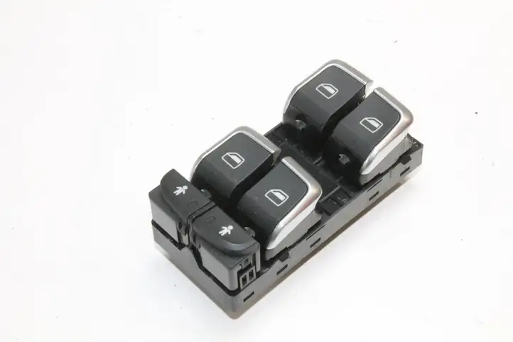 Audi A7 S7 4G (2010 - 2014) 4G0959851 Кнопка фаркопа в багажнике — фото 1